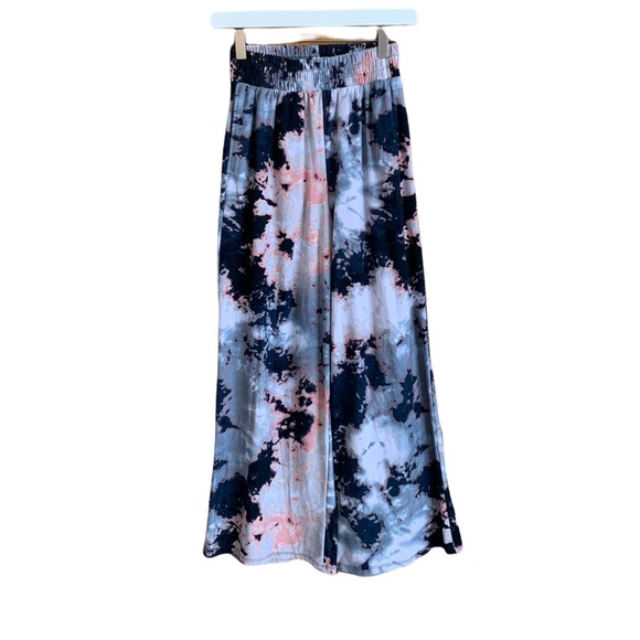 Derek Heart 2 Piece Blue Marble Cinch Front Wide Leg Loungewear Set - Picture 4 of 6